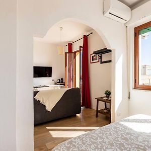 Tauromenion Guest House